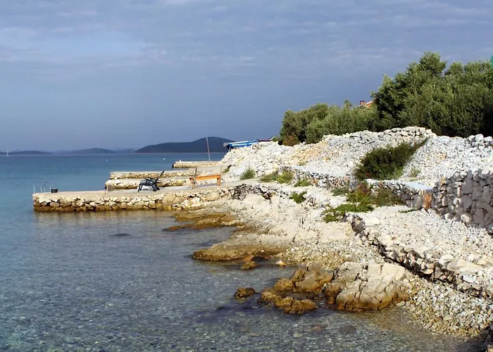 Vikendica Secluded Fisherman's Cove Vitane, Pasman - 8465 *